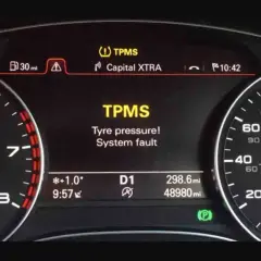 Kontrolka TPMS w Audi A4 B8 świeci się, informując o błędzie systemu ciśnienia w oponach. Jak skasować kontrolkę ciśnienia w oponach Audi A4 B8?