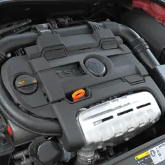 Silnik 1.4 TSI 150KM. Wymiana paska rozrządu co 120 tys. km lub 6 lat.
